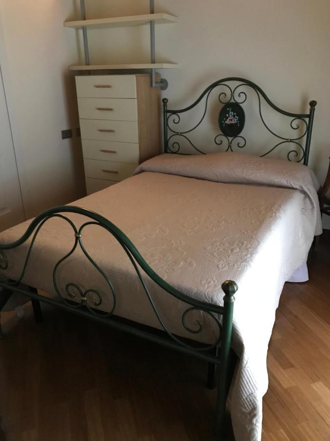 B&B Lodi Centro מראה חיצוני תמונה